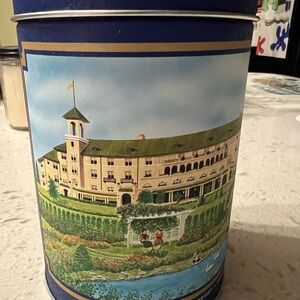 Vintage Hershey Kisses Hometown Series Collectible Tin #9 - Hershey Hotel